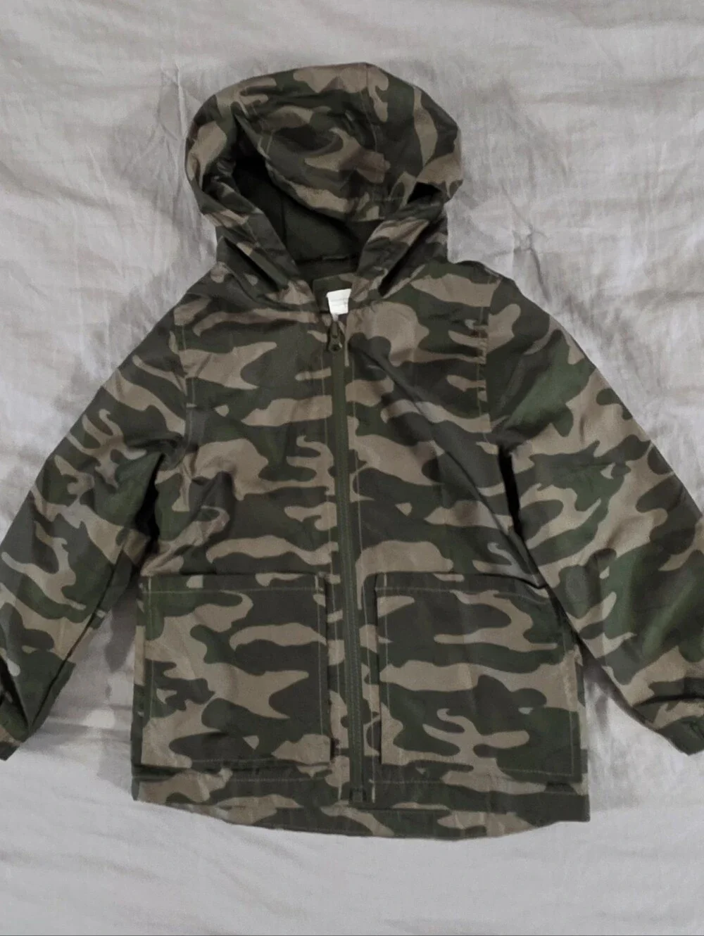 Carter's Boys Camouflage Hooded Lightweight Jacket size 5